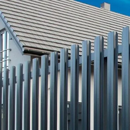 Фото №0 Забор из евроштакетника с установкой под ключ