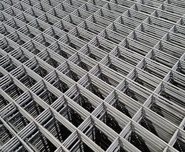 фото Сетка сварная 50х100х4мм (0,5х2м)