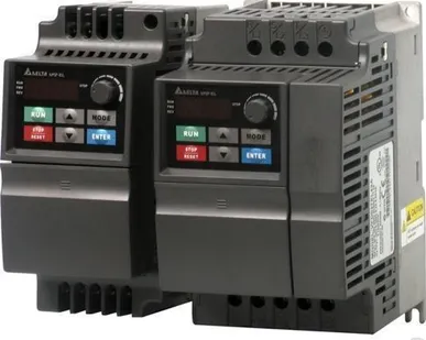 фото Преобразователь частоты vlt (0.4kW 220V) VFD004EL21A