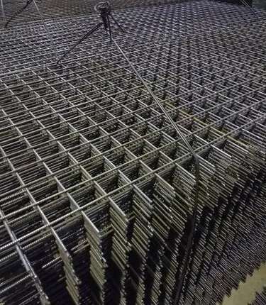 Фото №0 Сетка металлическая 50х50х5мм (0,5х2м)