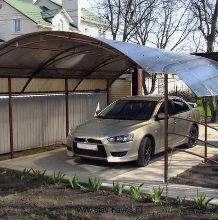 Фото №0 Крыльцо из поликарбоната