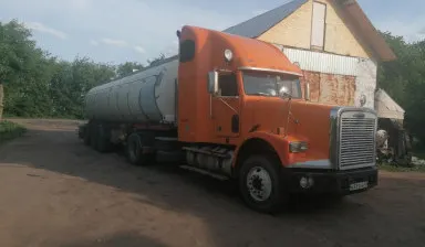 Фото №0 Перевозка наливных грузов цистерной с насосом.