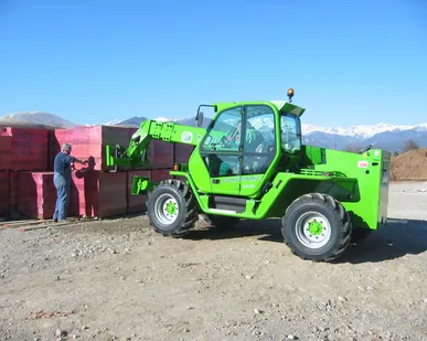 фото Аренда телескопического погрузчика MERLO PANORAMIC 38.13