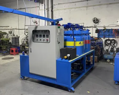 фото Полиуретановую установку для производства подошвы LIXIN-20835 в Москве