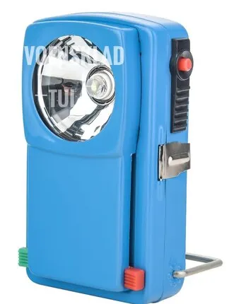 Фото №0 Трехцветный светодиодный сигнальный фонарь