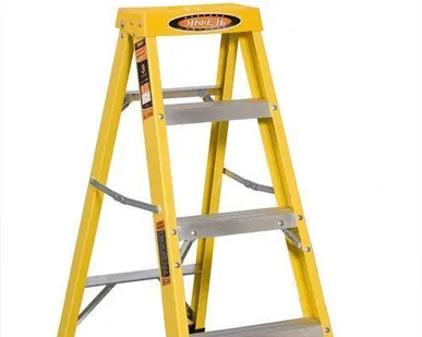 фото Стремянка Эйфель Про-Тек 103