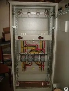 фото Вводно-распределительная панель ВРУ 1-27-65