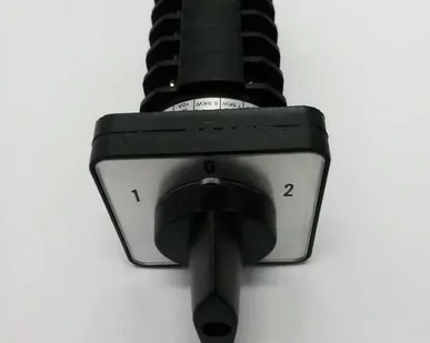 фото Кулачковый переключатель LW30-30