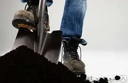 фото Копка сливных ям вручную