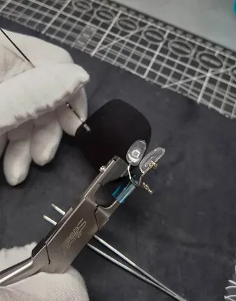 Фото №0 Установка сложных линз (RX линии, прогрессивных, офисных и т.п.) б./о. заказчика