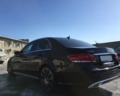 фото Мercedes Е300