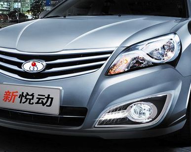 фото Дневные ходовые огни Hyundai Elantra 2012
