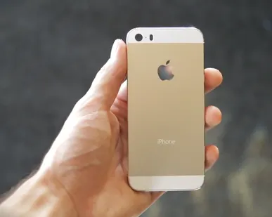фото IPhone 5 s Gold