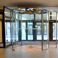 Фото №0 Револьверные двери Glass Roll