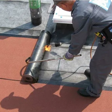 Фото №0 наплавляемая рулонная кровля (мягкая)