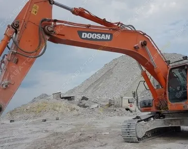 фото Аренда гусеничного экскаватора Doosan DX300LC, Москва