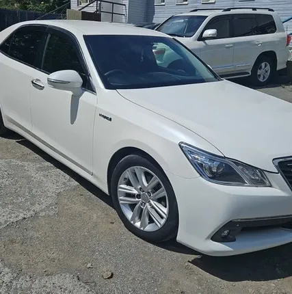 Фото №0 Toyota Crown Hybrid