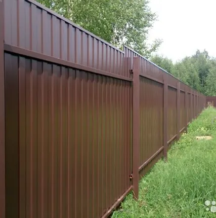 Фото №0 Установка забора из профнастила