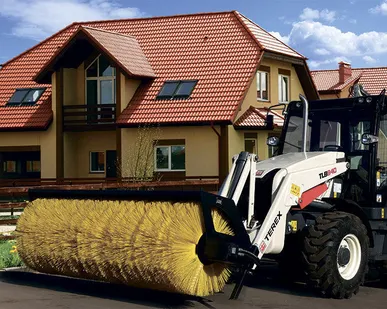 фото Навесное коммунальное оборудования