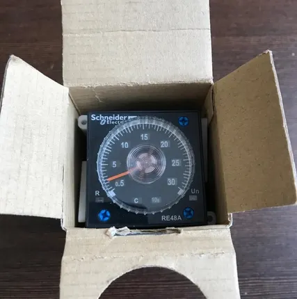 Фото №1 Реле времени многофункциональное 48Х48 ~/=24-240В RE48AML12MW Schneider electric