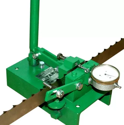 Фото №0 Станок для разводки пил «ТАЙГА»