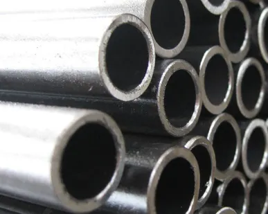 фото Труба бесшовная 09Г2С