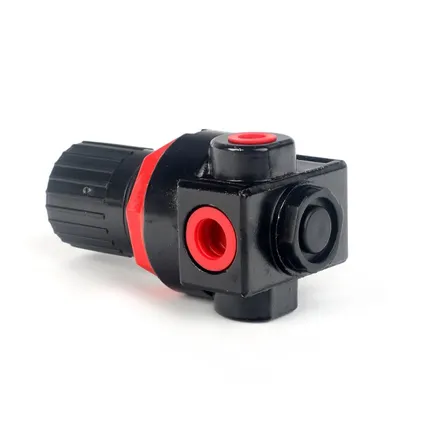 Фото №1 Регулятор давления R200