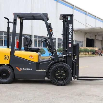 Фото №0 LiuGong CPCD30 Xinchai (3 тонны) Вилочный погрузчик (автопогрузчик, кара)