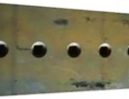 Фото №0 Нож ср. 404-93-22 (5 отв. прямой) импорт на спец технику Четра (Промтрактор)