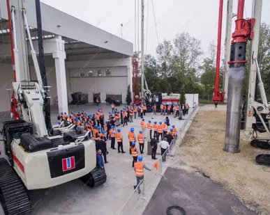 фото Аренда бурового станка для устройства свай COMACCHIO CH 650, Москва