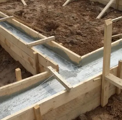 Фото №0 Монолитные работы ( фундаменты, цоколи, опалубки )