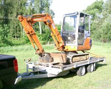 фото Аренда мини-экскаватора Hitachi ZX 27U-3
