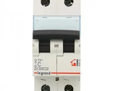 фото Выключатель автоматический 2п 10А С 6кА TX3 Legrand