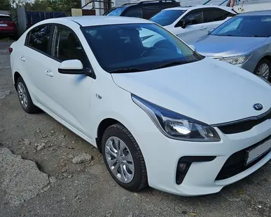 фото Kia Rio