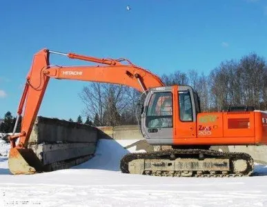фото Поворотный экскаватор LIEBHERR A902 LITRONIC