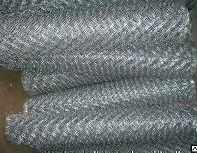 фото Сетка рабица 4,0 яч. 100х100 раскрой 1,5х10 м. светлая, оцинкованная.
в