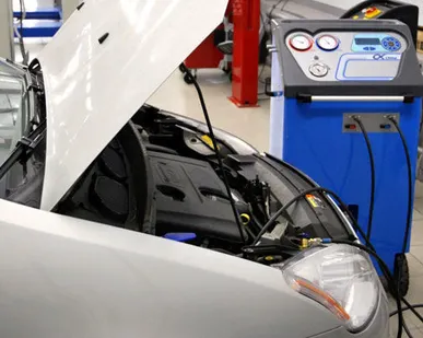 фото Заправка кондиционеров автомобиля