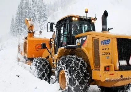 Фото №0 Погрузка снега (вывоз)