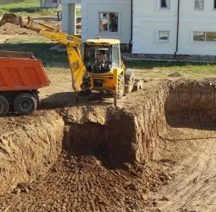 Фото №0 Рытьё котлованов