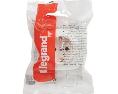 фото Розетка 1-м ОП Quteo 16А защ. шторки с заземл. бел. Leg 782220