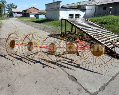 фото Грабли ворошилки "Кормилец"  4-х и 5-ти колесные