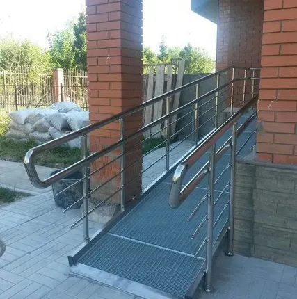 Фото №0 Пандус из нержавейки