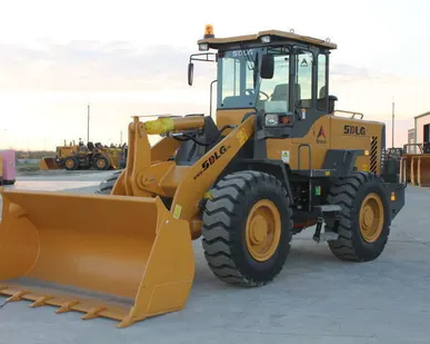 фото Погрузчик 3 тонны грузоподъемность SDLG 933L