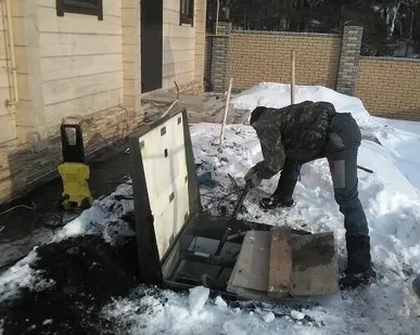 фото Достать насос