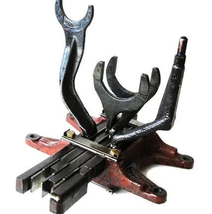 Фото №0 Корпус вилок КПП в сборе МТЗ-80/82 50-1702080