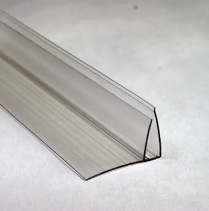 Фото №1 Профиль пристенный FP 4-6мм прозрачный L=6м Юг-Ойл-Пласт