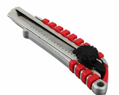 фото HEADMAN Нож металлический усиленный с сегментированным лезвием 18мм (круглый фиксатор)