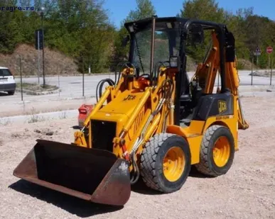 фото Мини погрузчик JCB 1CX