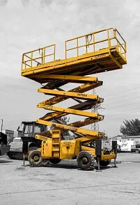 фото Аренда ножничного дизельного подъемника Haulotte compact 15 SX