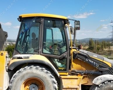 фото Аренда экскаватора-погрузчика Volvo BL71B, Севастополь